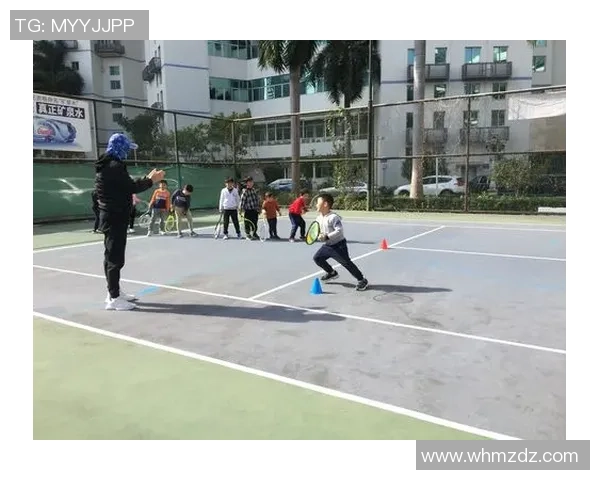 深圳网球队在邀请赛中的强劲表现与团队协作分析